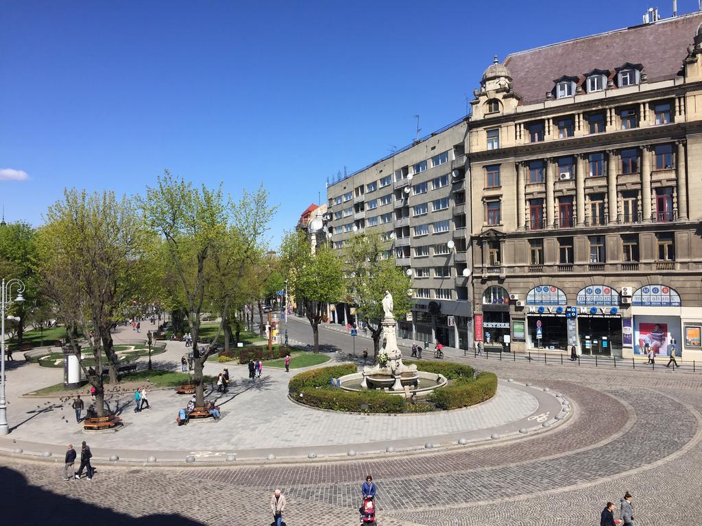 Apartment Miskevycha Lviv Extérieur photo